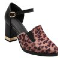 Souliers chics et élastique léopard