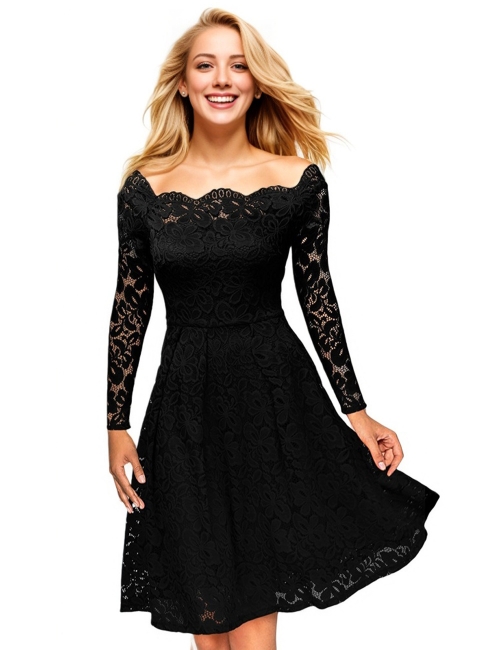 Robe noire en dentelle à manches longues