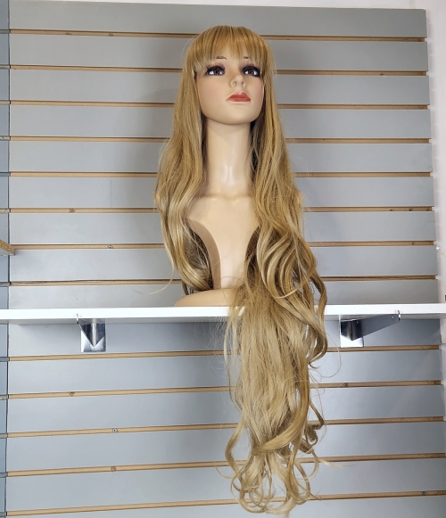 Perruque ondulée tres longue